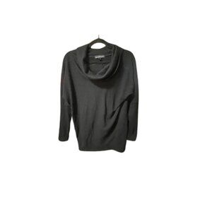 Derek heart sweater size S